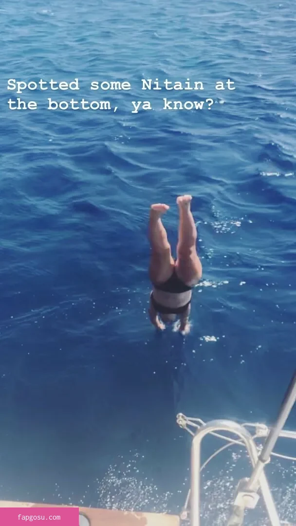 Rebecca Ford - Photo #124