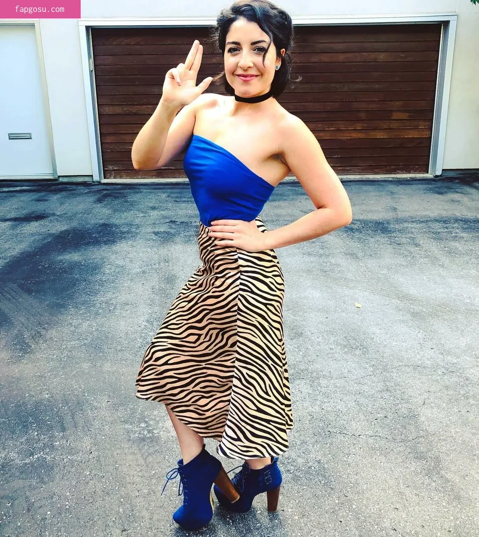 Rebecca Ford - Photo #159