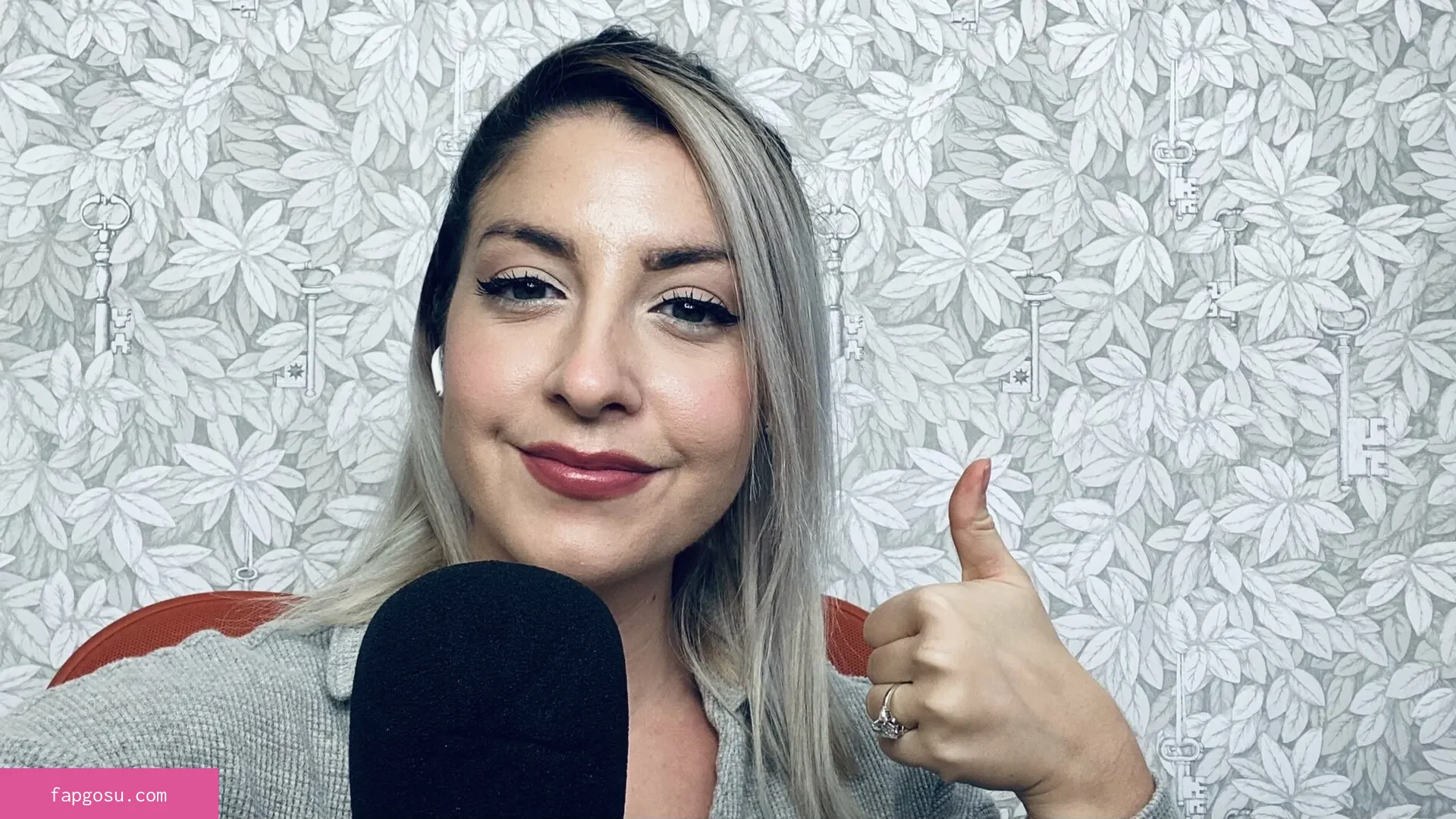 Rebecca Ford - Photo #177