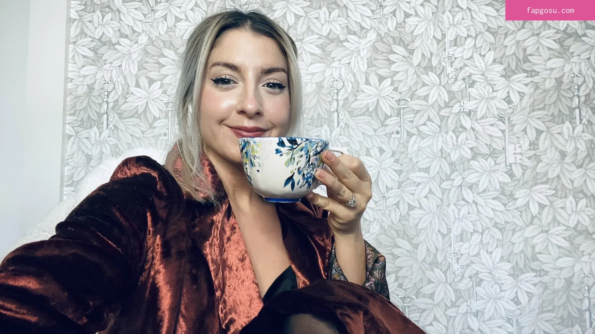 Rebecca Ford - Photo #178