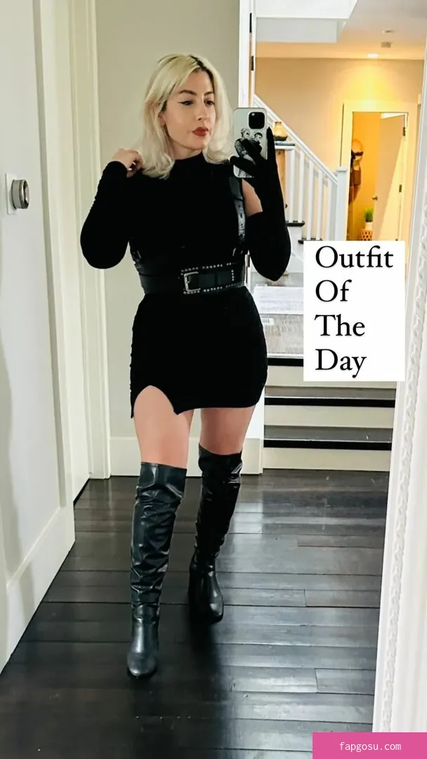 Rebecca Ford - Photo #185