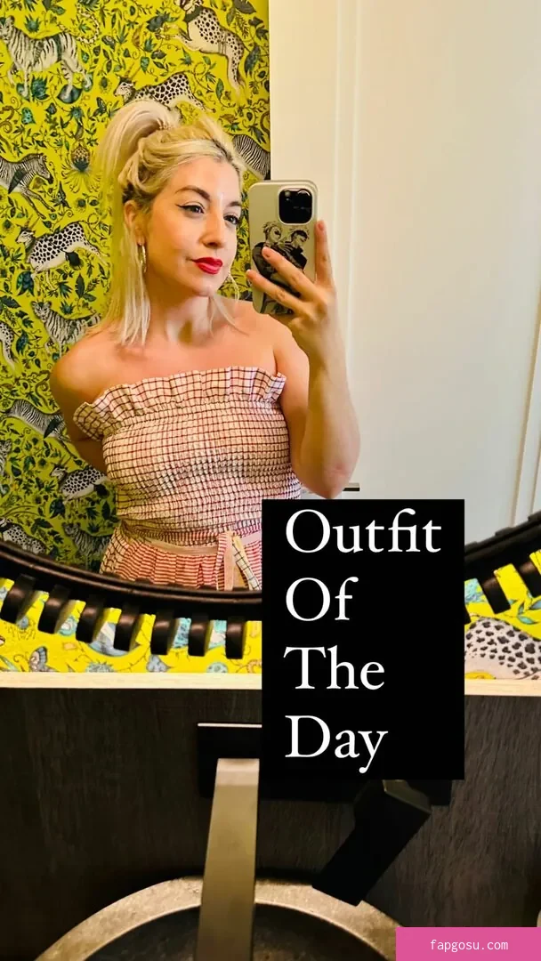 Rebecca Ford - Photo #196