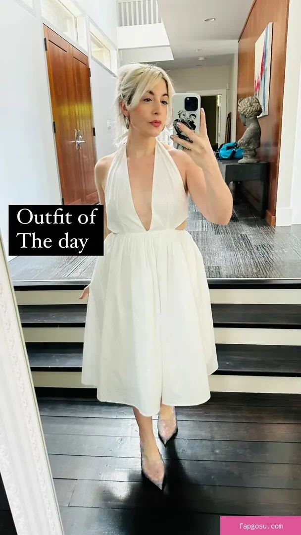 Rebecca Ford - Photo #199