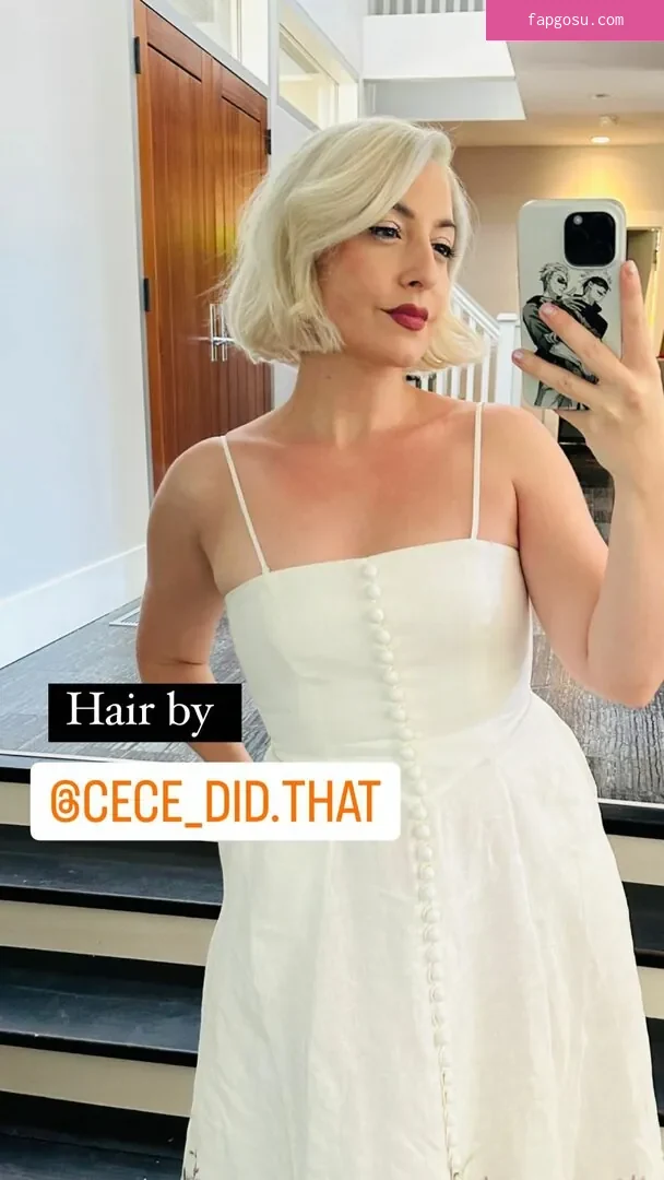 Rebecca Ford - Photo #206