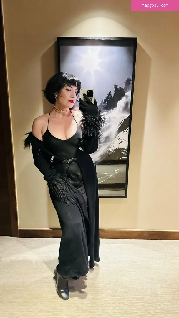 Rebecca Ford - Photo #256