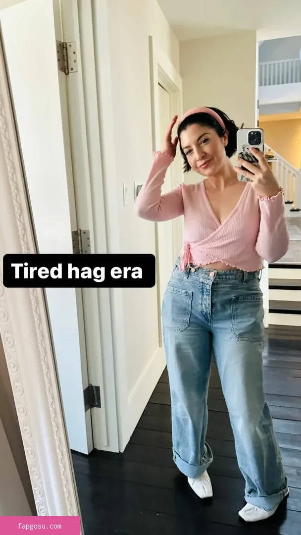 Rebecca Ford - Photo #257