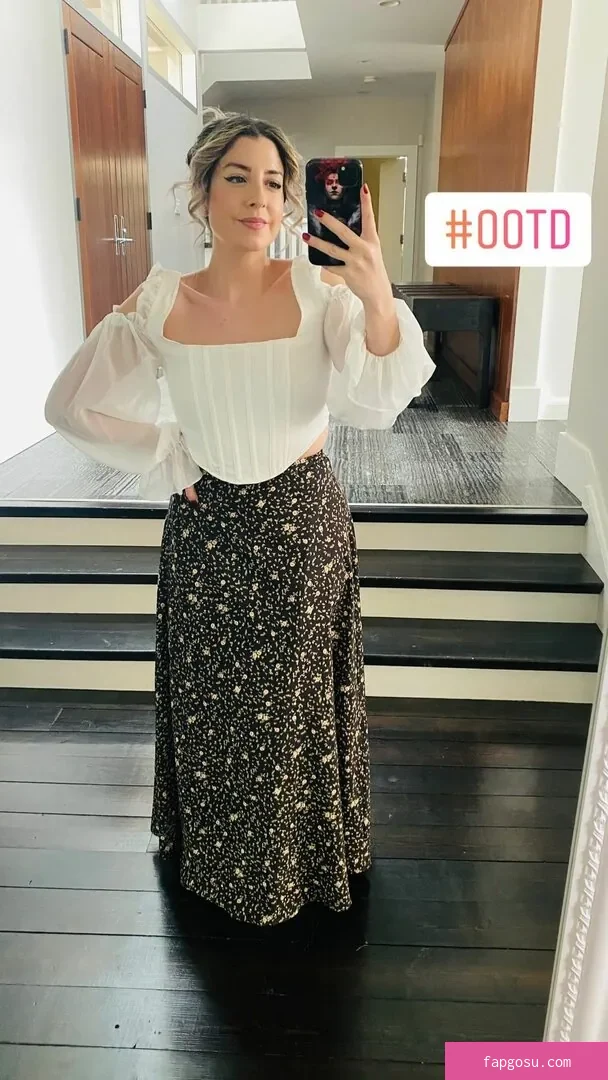 Rebecca Ford - Photo #30