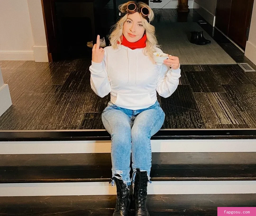 Rebecca Ford - Photo #87