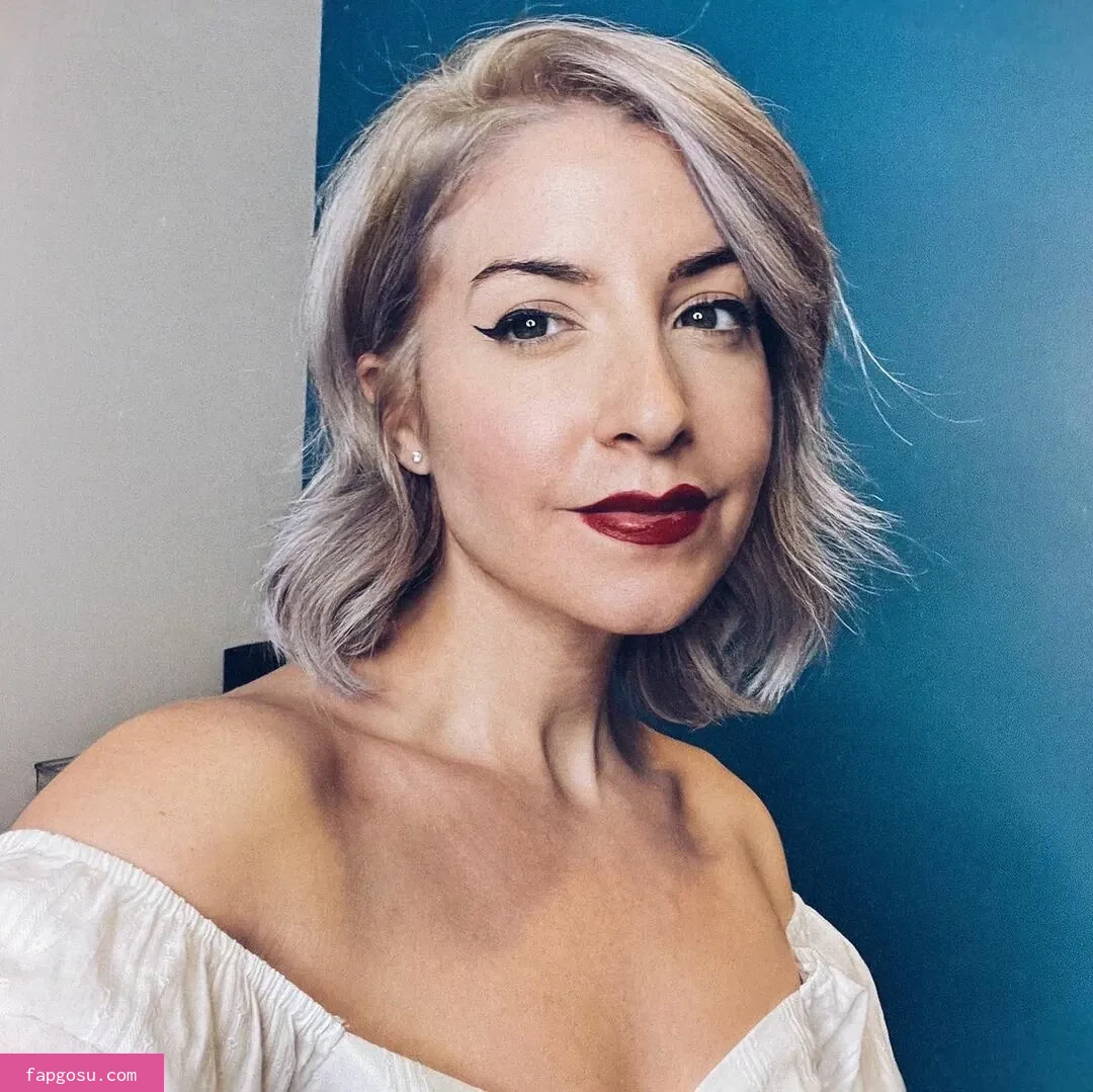 Rebecca Ford - Photo #93