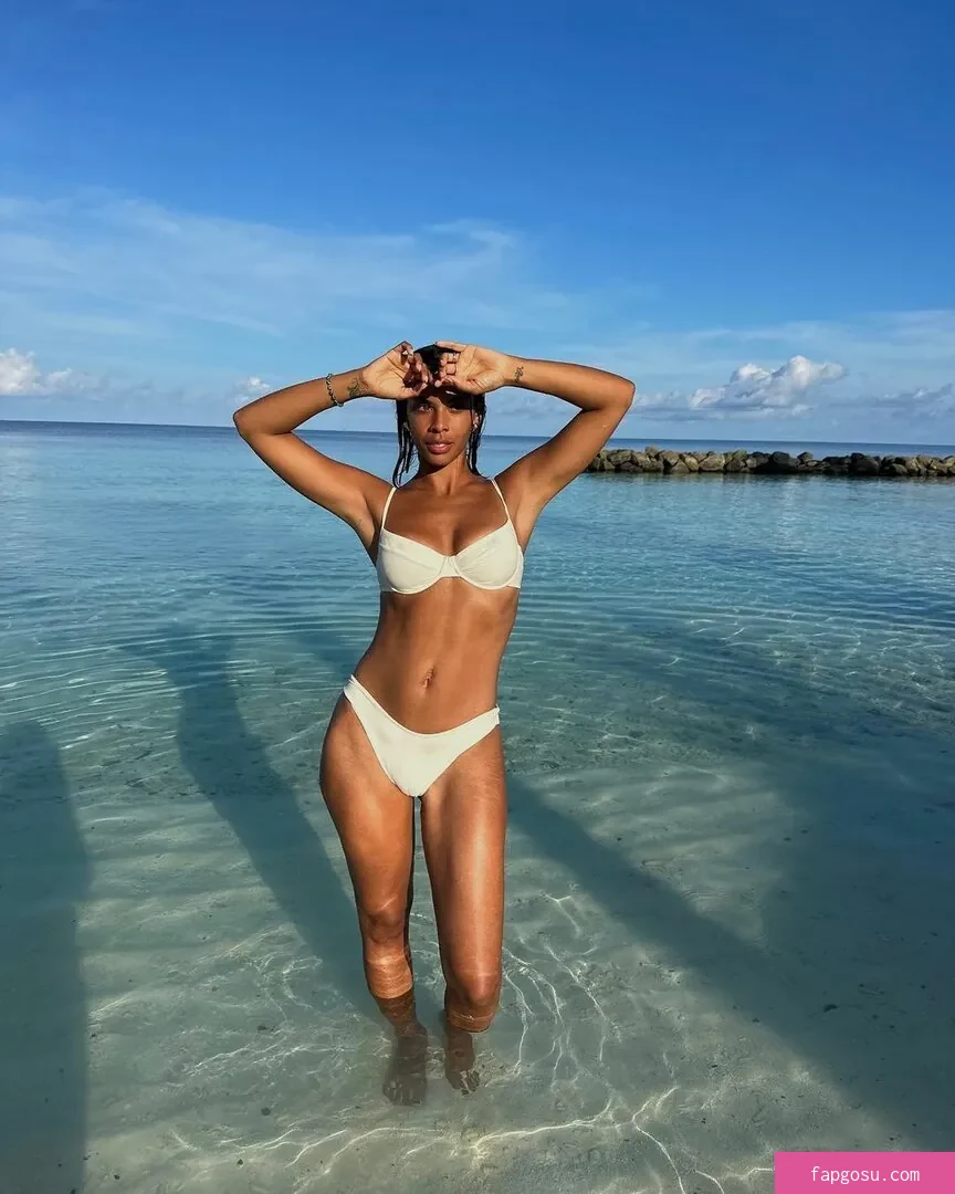Rochelle Humes