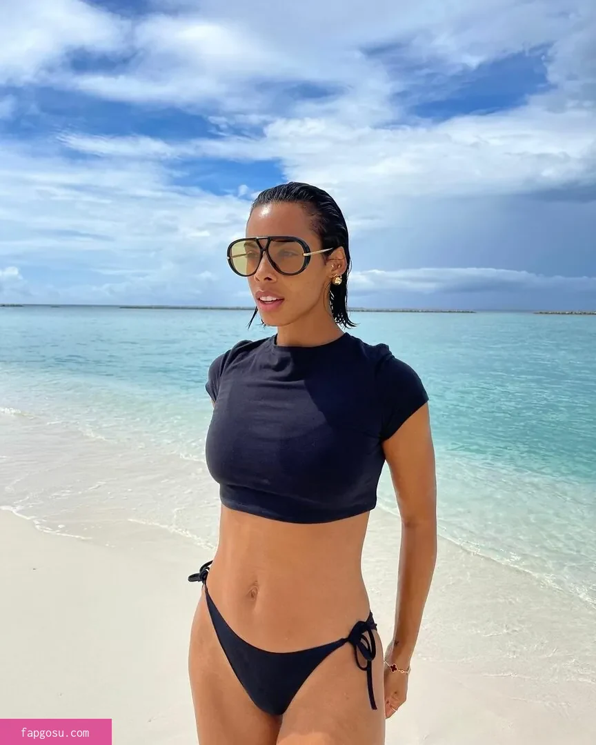 Rochelle Humes