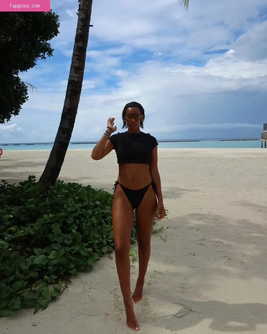 Rochelle Humes