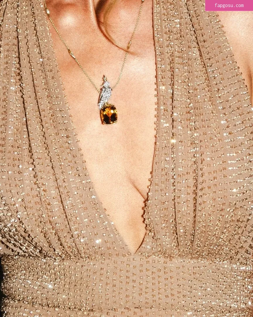 Rosie Huntington-Whiteley