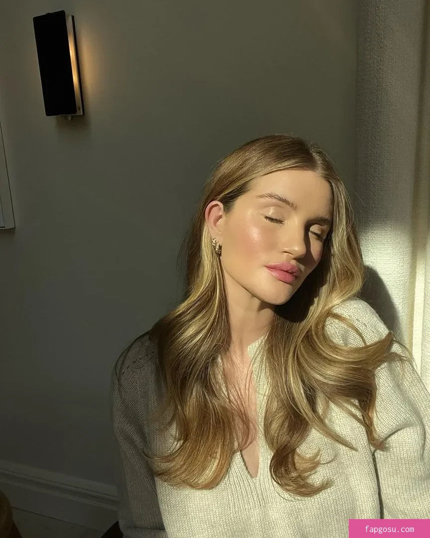 Rosie Huntington-Whiteley