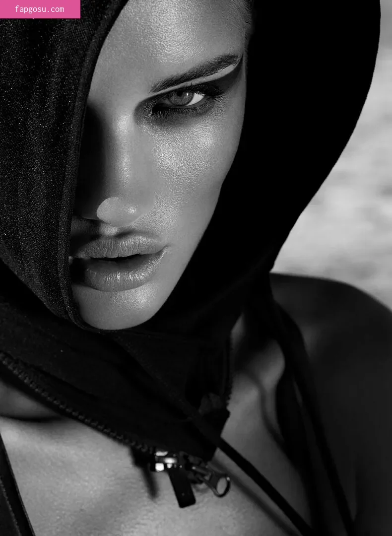 Rosie Huntington-Whiteley