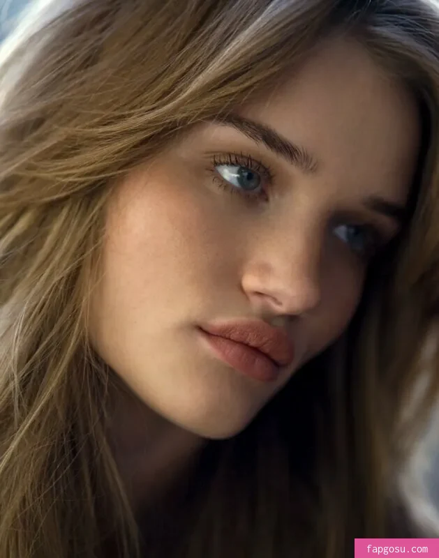 Rosie Huntington-Whiteley