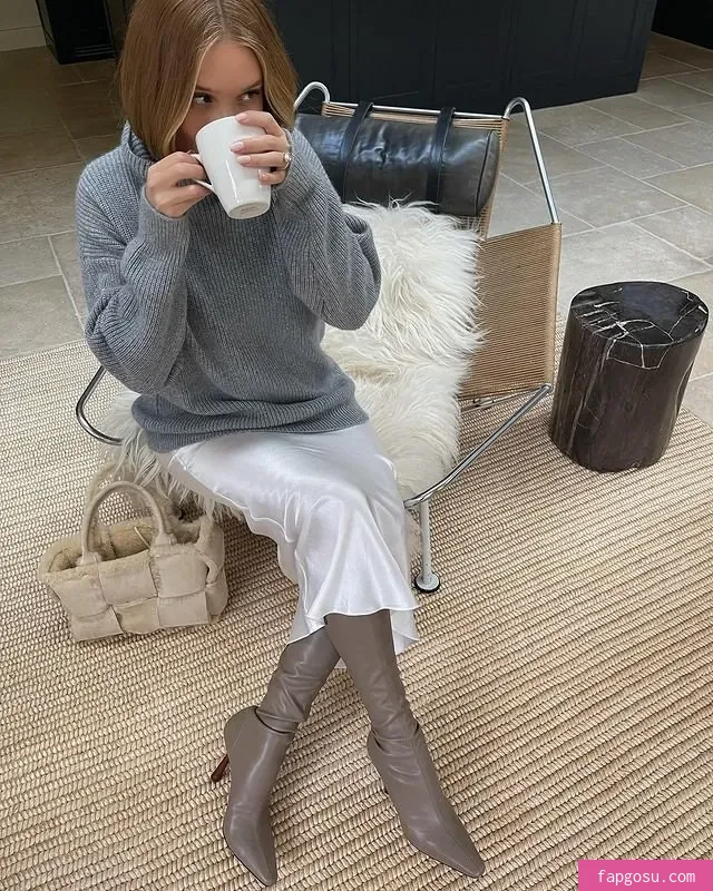 Rosie Huntington-Whiteley