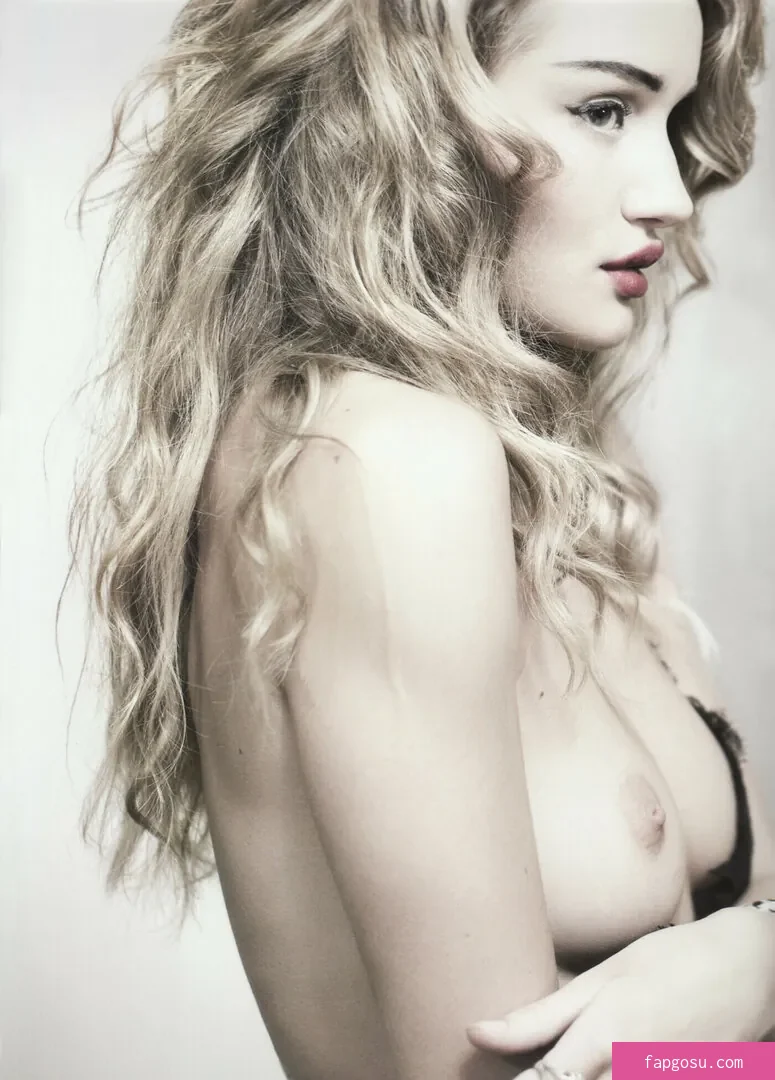 Rosie Huntington-Whiteley