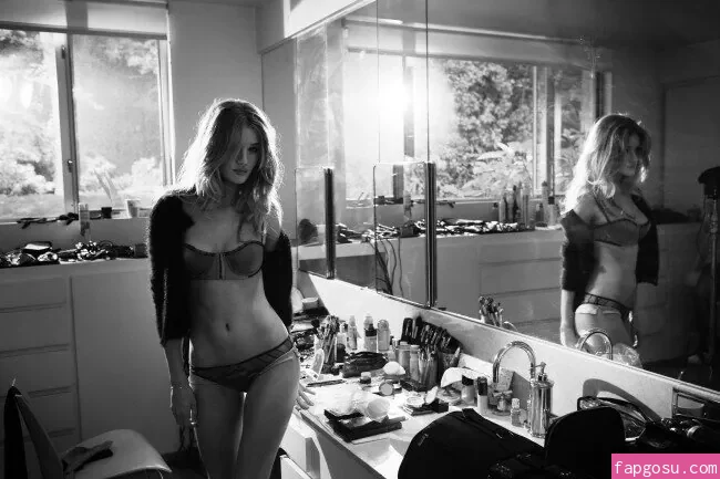 Rosie Huntington-Whiteley