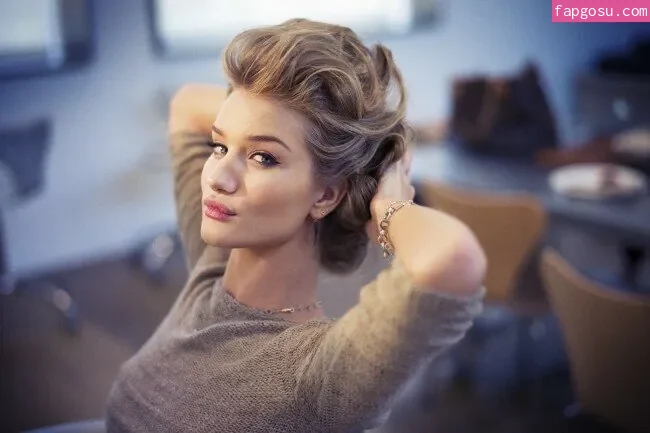 Rosie Huntington-Whiteley