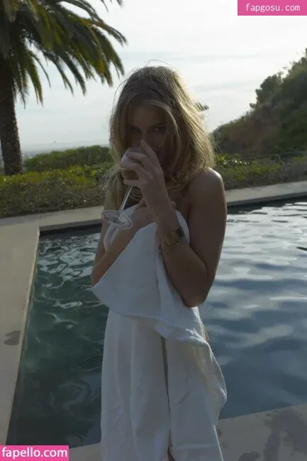 Rosie Huntington-Whiteley
