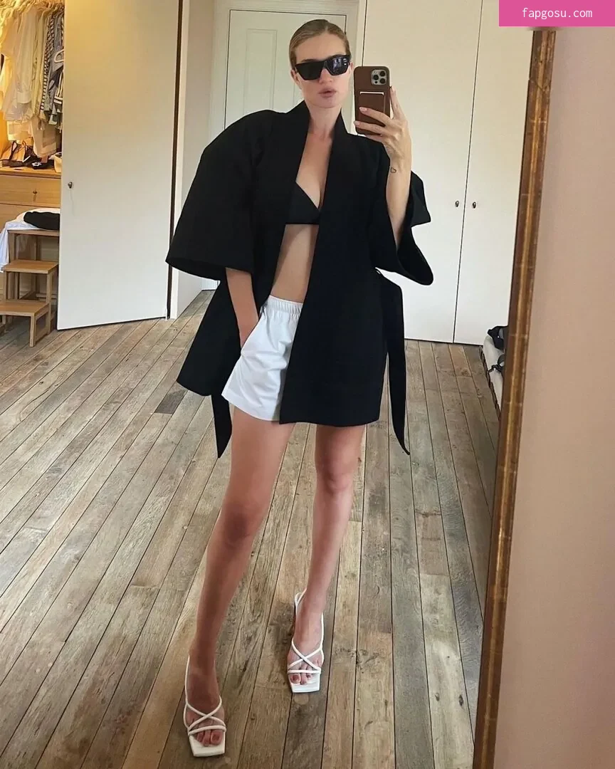 Rosie Huntington-Whiteley