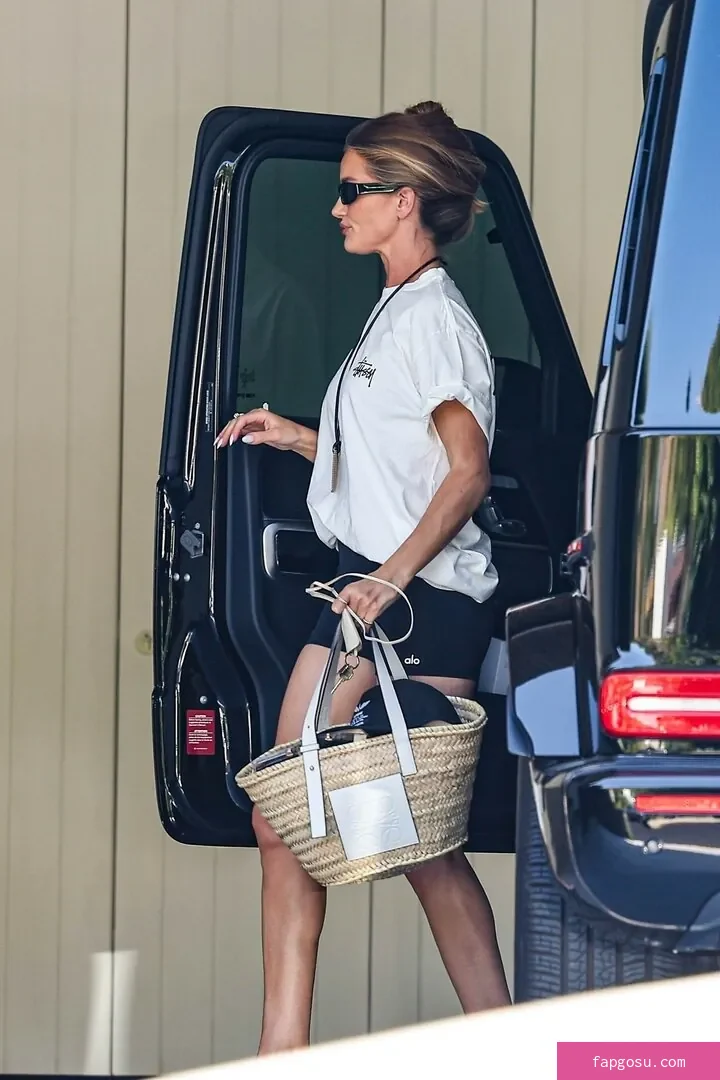 Rosie Huntington-Whiteley