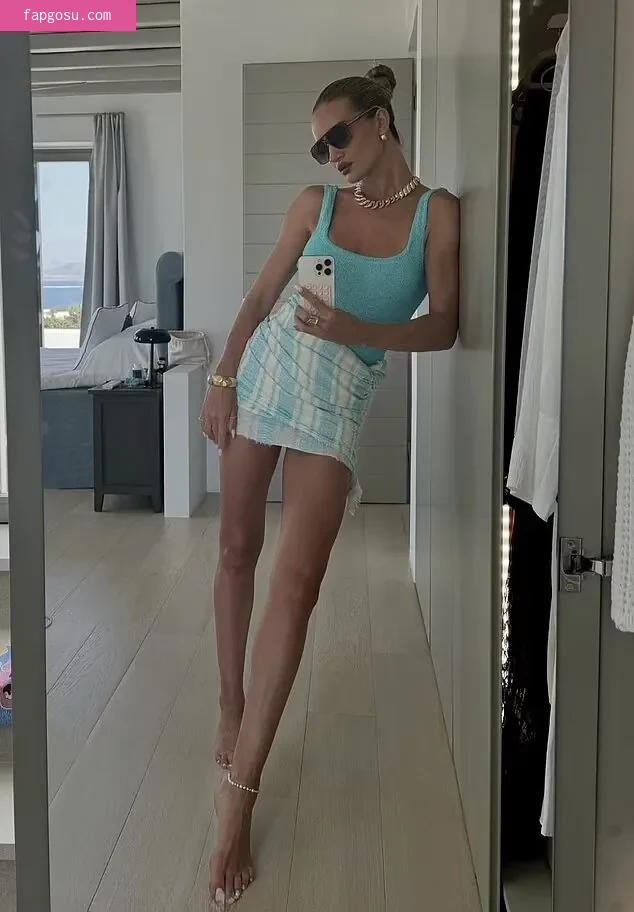 Rosie Huntington-Whiteley