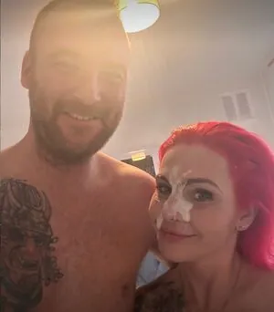 Roxi Keogh content