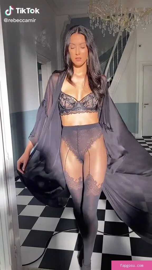 Rebecca Mir