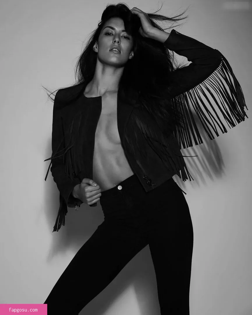 Rebecca Mir