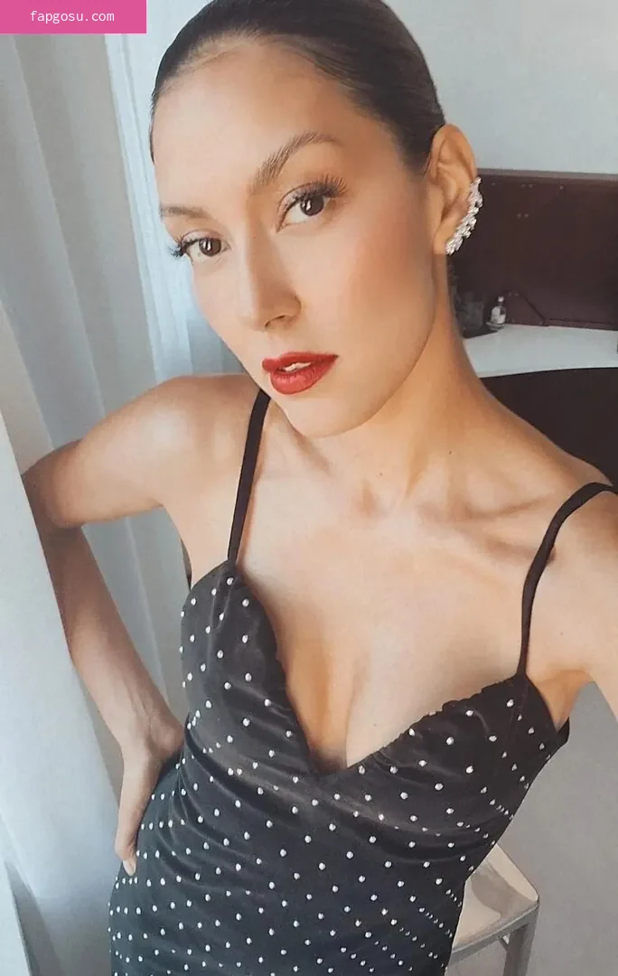 Rebecca Mir