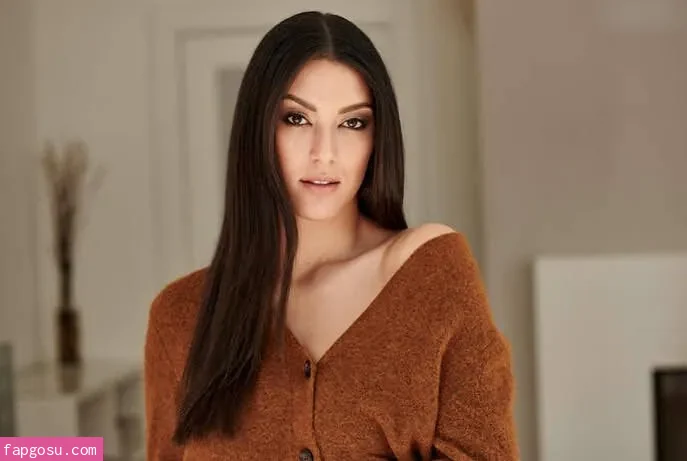 Rebecca Mir