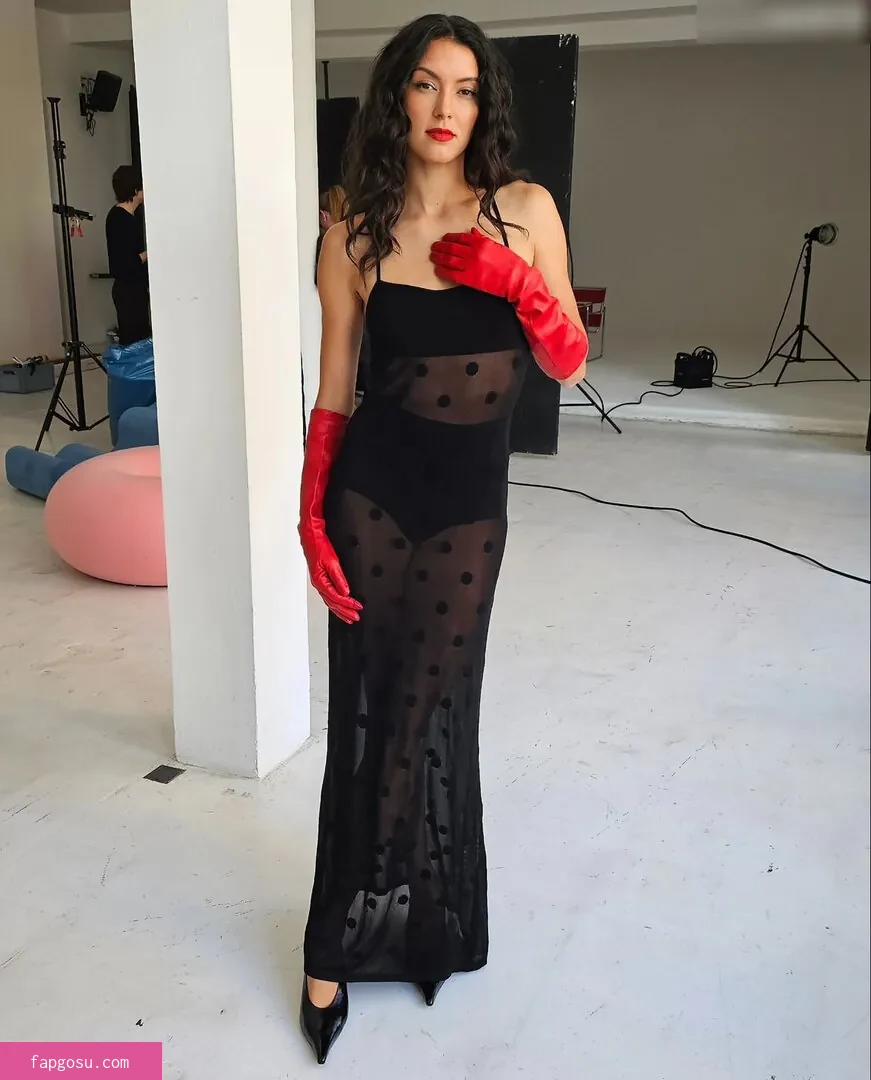Rebecca Mir