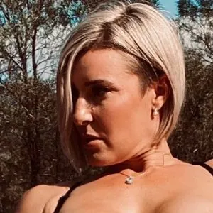 rogue_mamacita