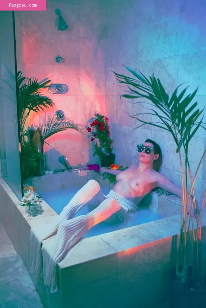 Rose Mcgowan