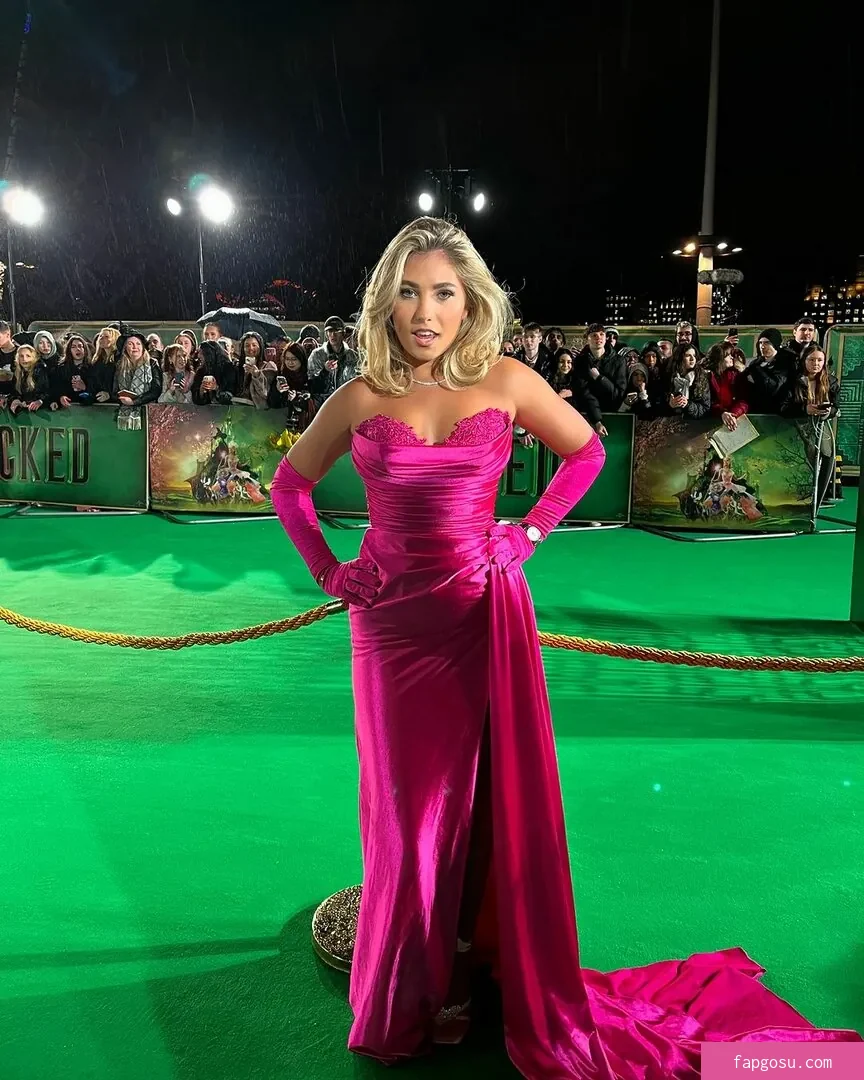 Rosie McClelland - Photo #134