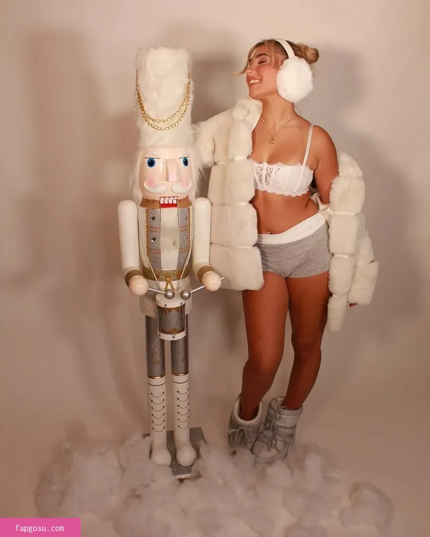 Rosie McClelland - Photo #195