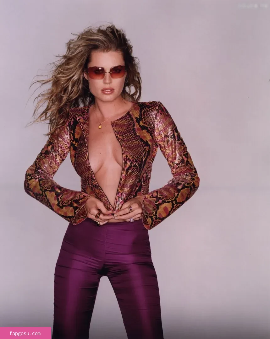 Rebecca Romijn