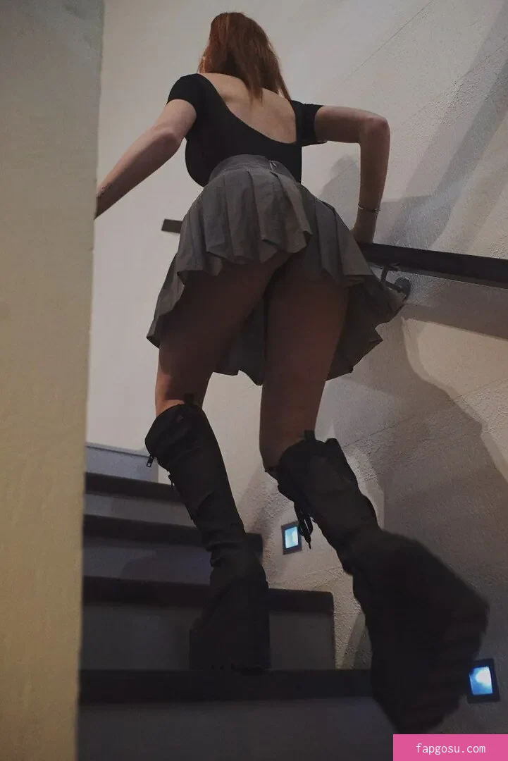 Renata Ri