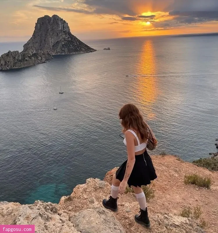Renata Ri
