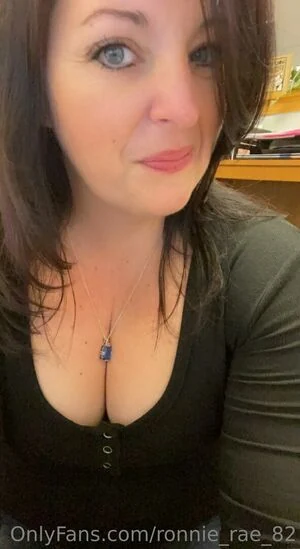 ronnie_rae_82 content