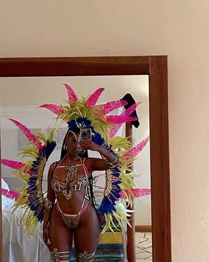 Raven Tracy / soooraven content