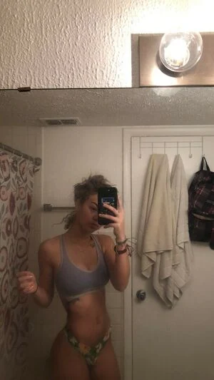 Rylee Thomas content
