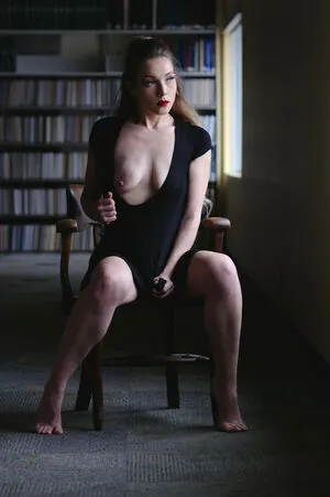 Ryleigh Thompson / ryleighthompson.model content