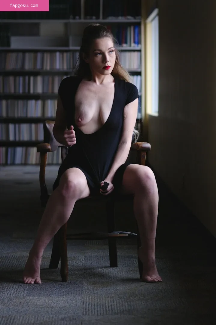 Ryleigh Thompson / ryleighthompson.model