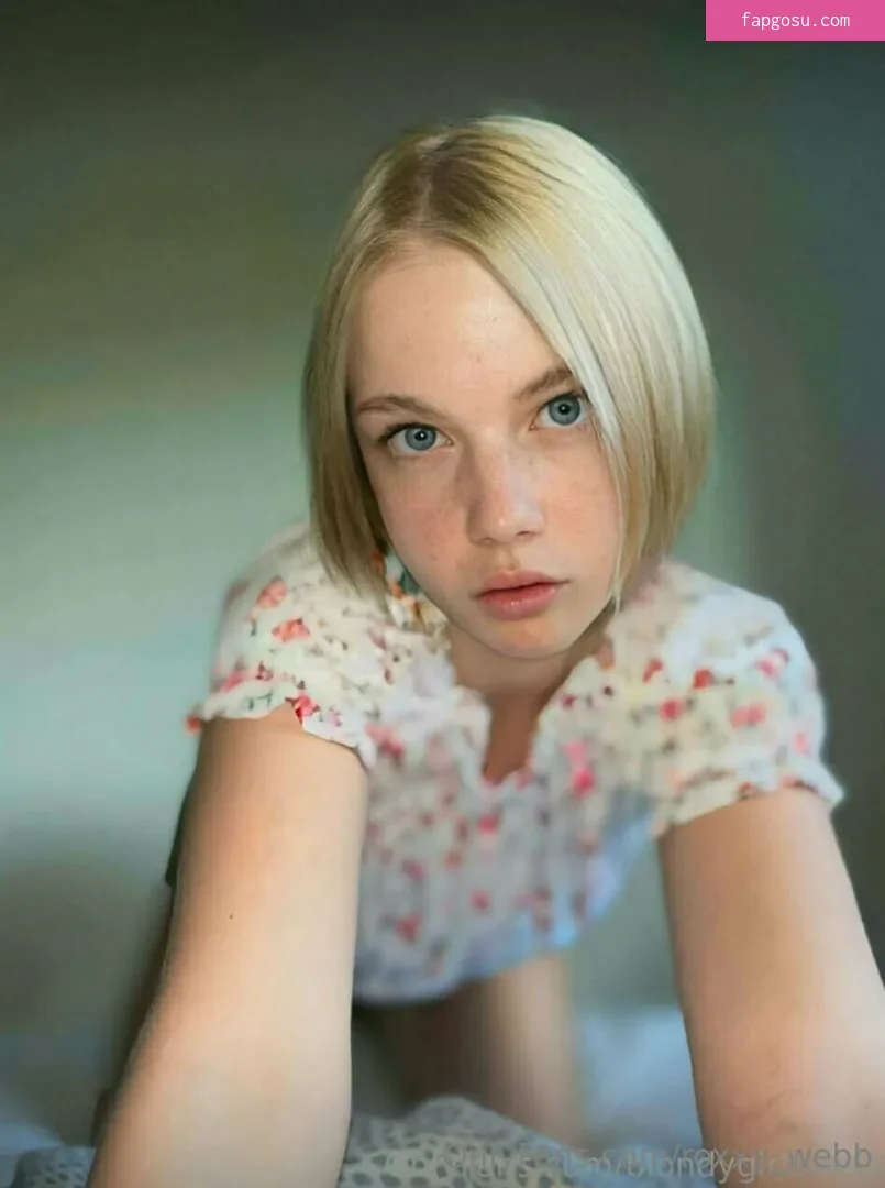 roxxy_webb