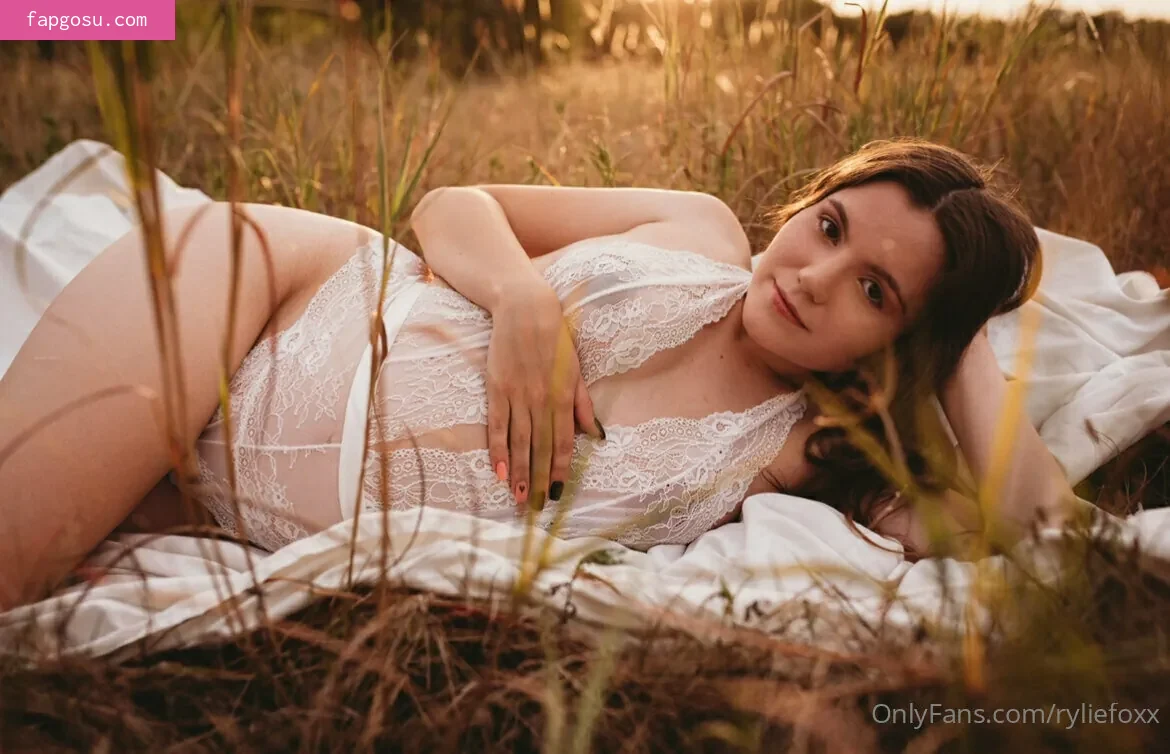 ryliefoxx