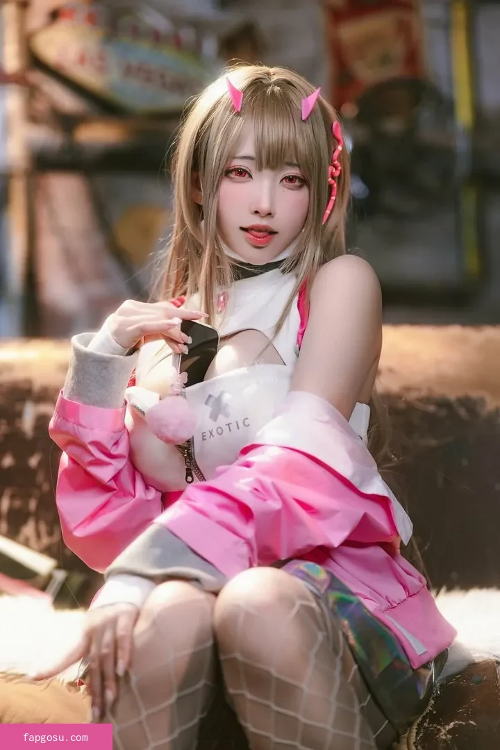 sakuracyan_