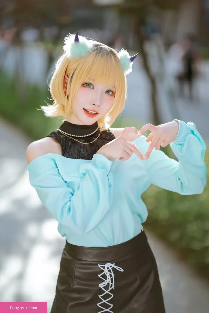 sakuracyan_
